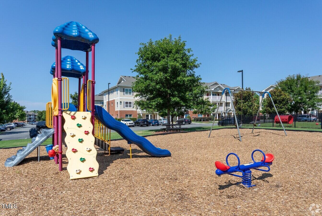 Apex, North Carolina 27502, United States, 1 Bedroom Bedrooms, ,1 BathroomBathrooms,Residential,Active,206696