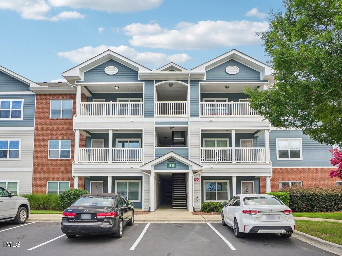 Apex, North Carolina 27502, United States, 1 Bedroom Bedrooms, ,1 BathroomBathrooms,Residential,Active,206696