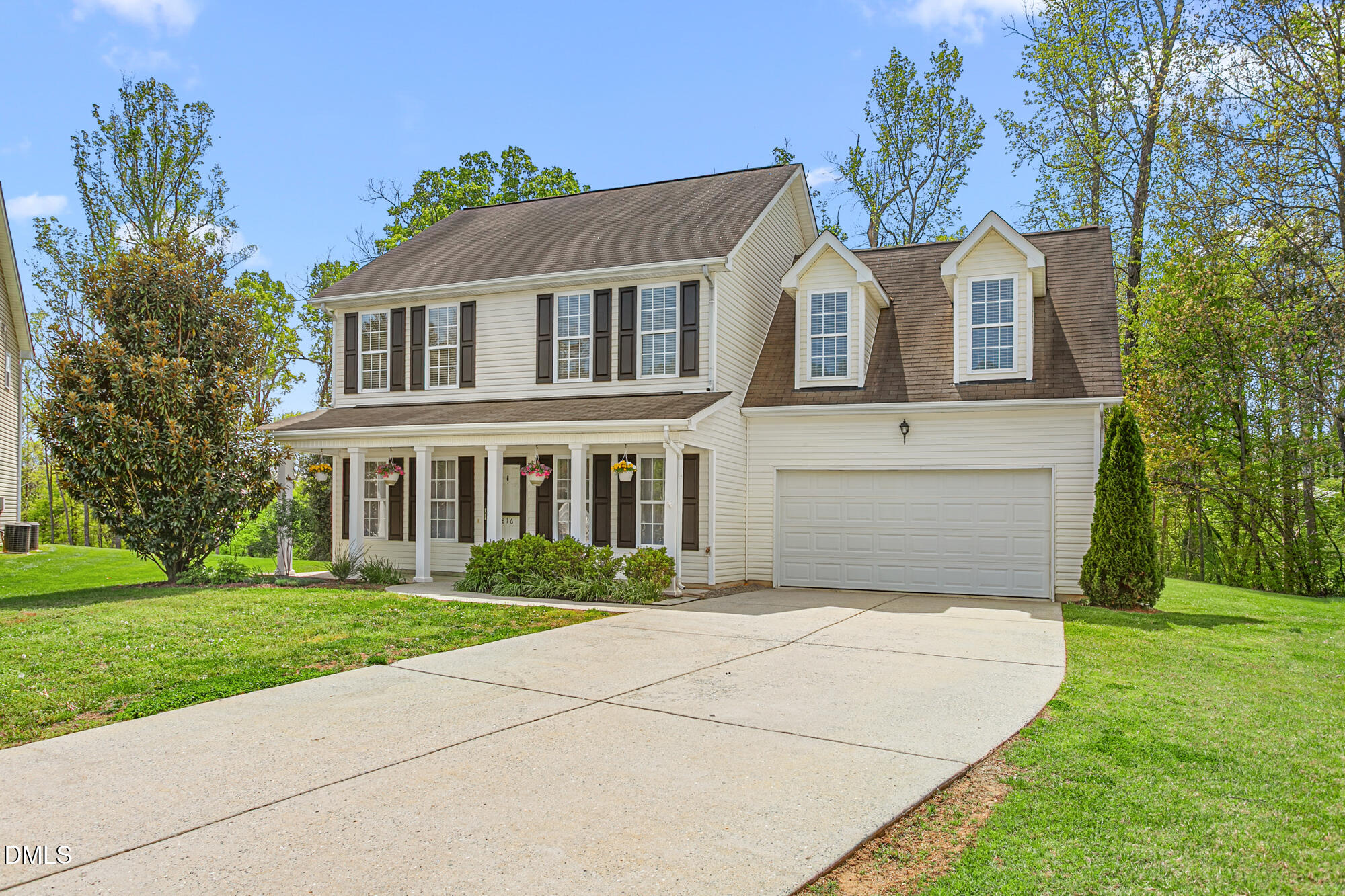 816 Hawthorn Ridge Drive