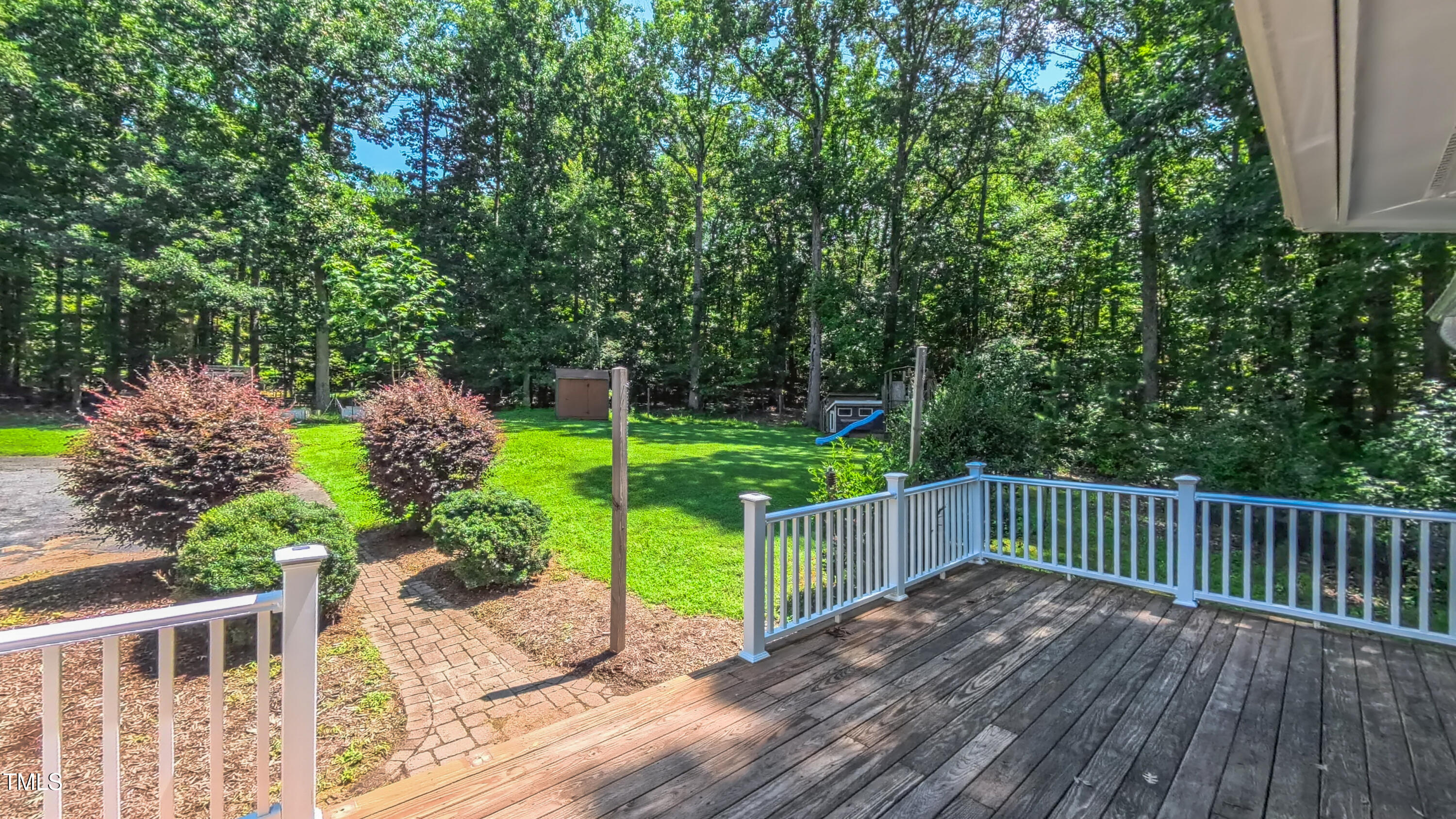3418 Carriage Trail