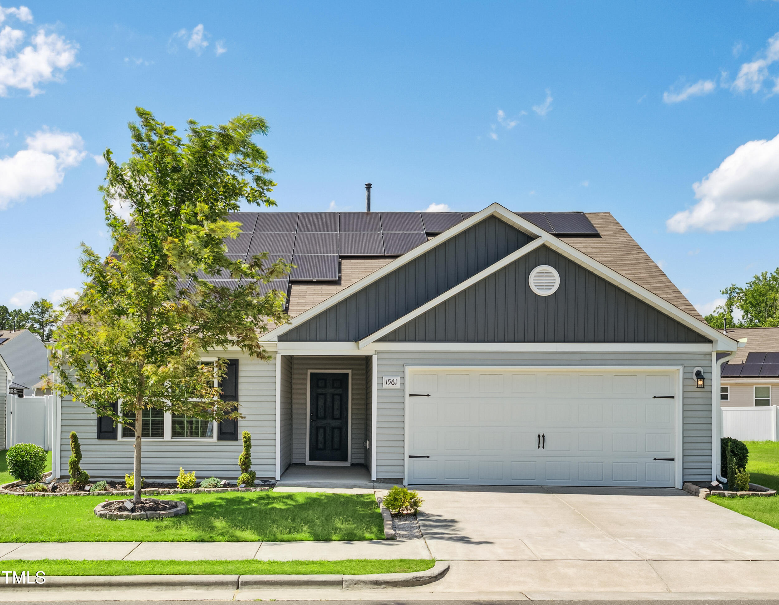 1561 Dorsett Lane