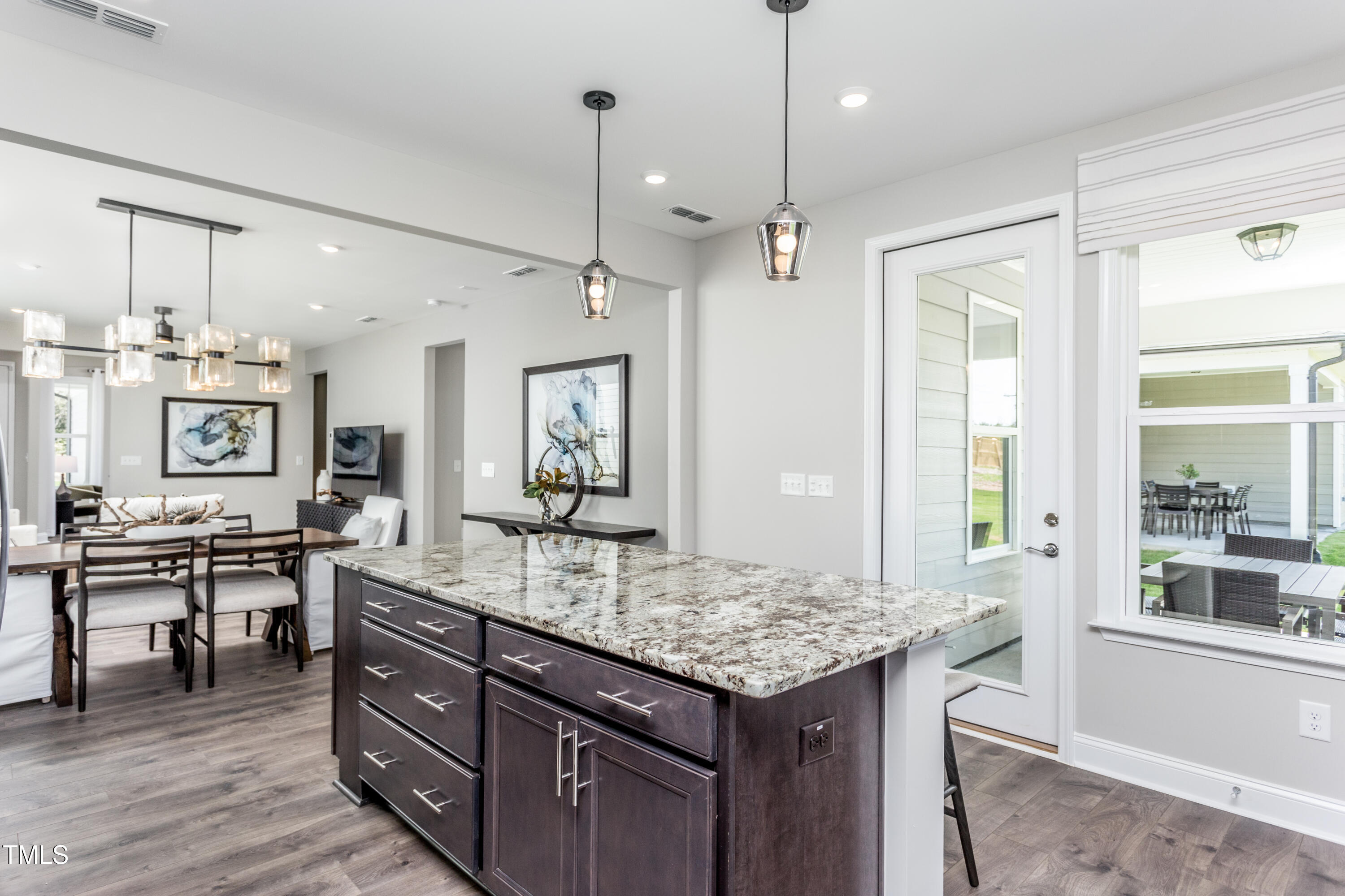 2301 Beeblossom Place