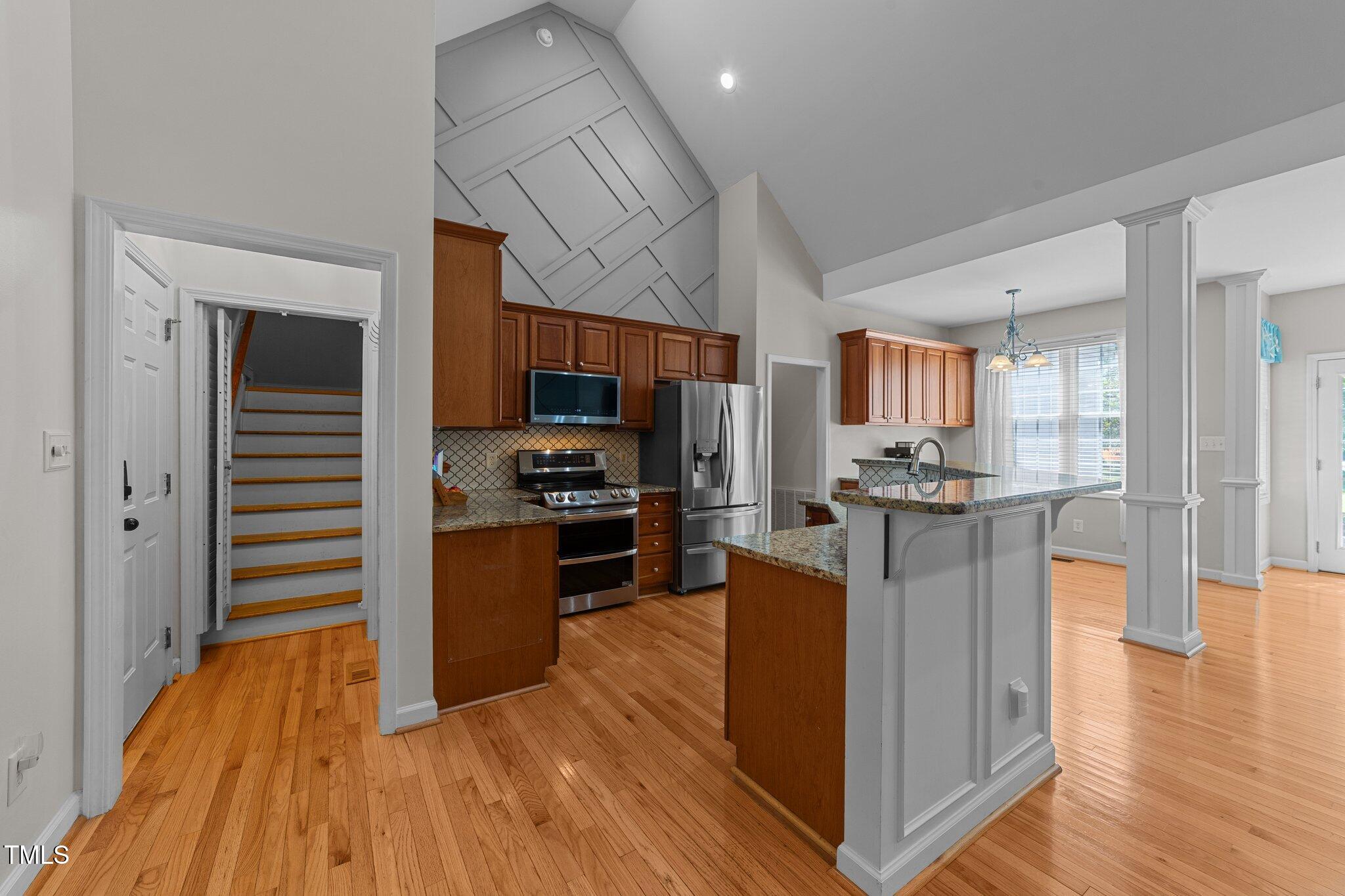2813 Greenridge View Lane
