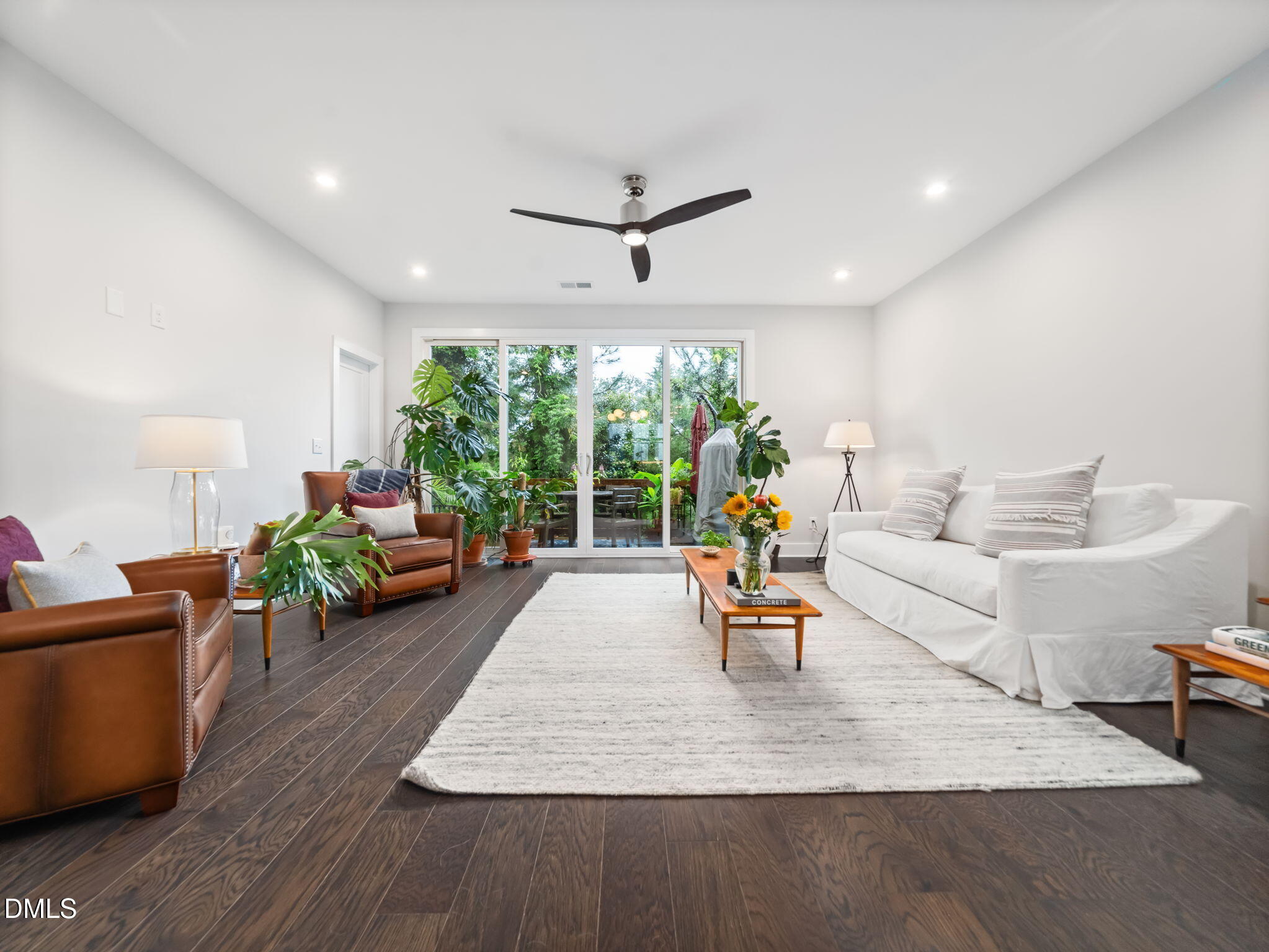 916 Waterside View Drive