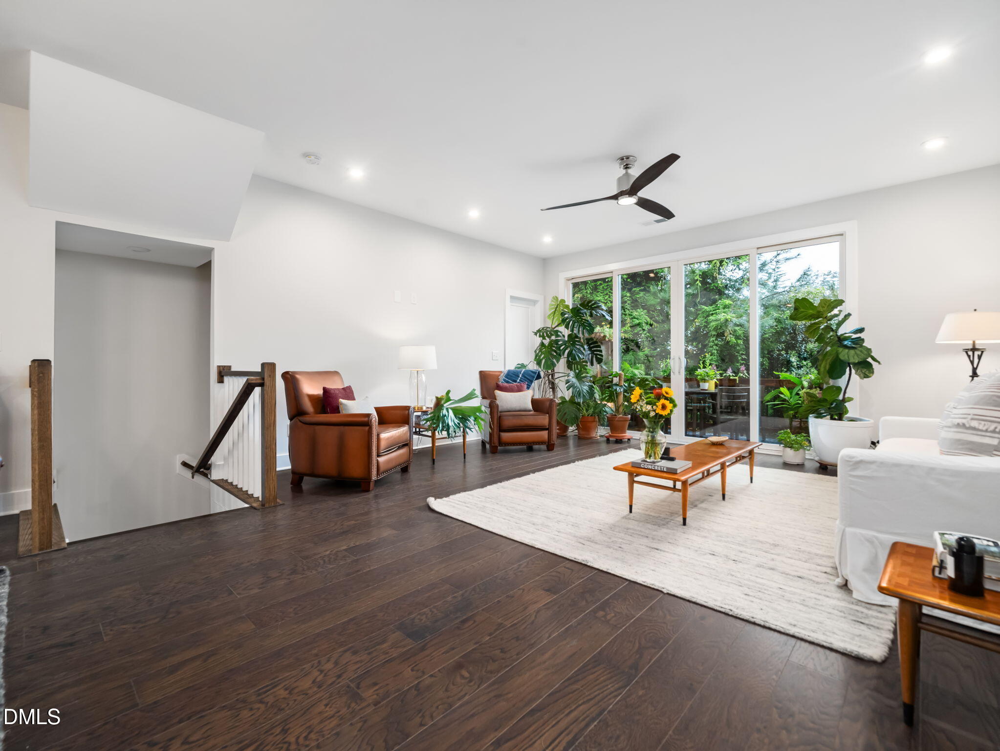 916 Waterside View Drive