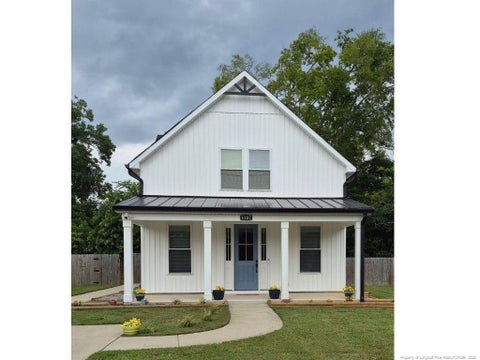 Photo of 1107 Massey Street, Smithfield, NC 27577 (MLS # LP768565)