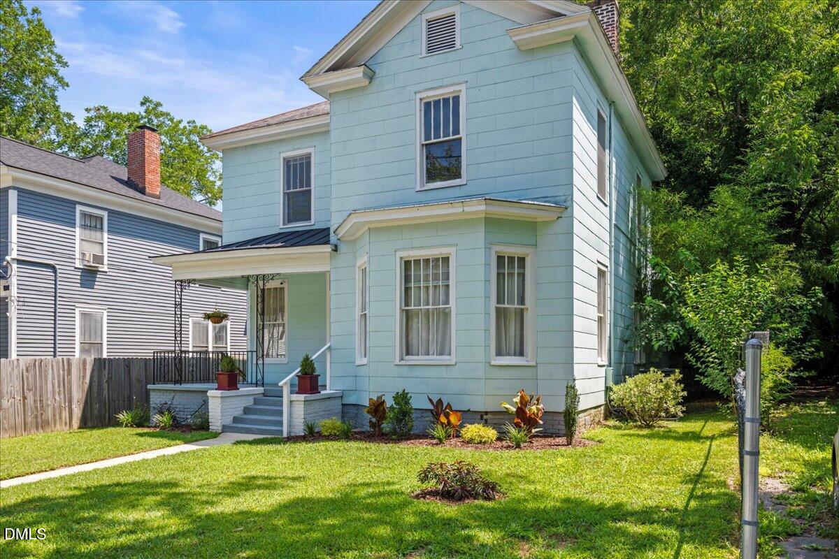 506 Kenan Street W