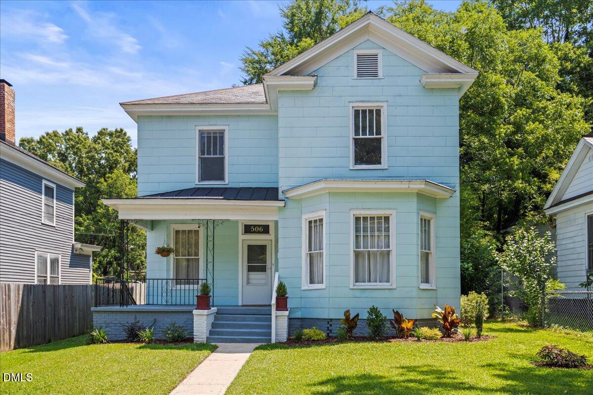 506 Kenan Street W