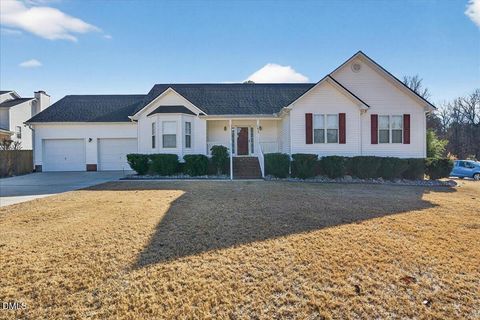 105 Hinton Court Clayton NC 27527