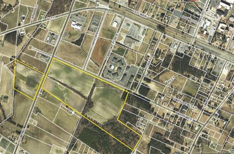 Harry West Lane Pembroke NC 28372