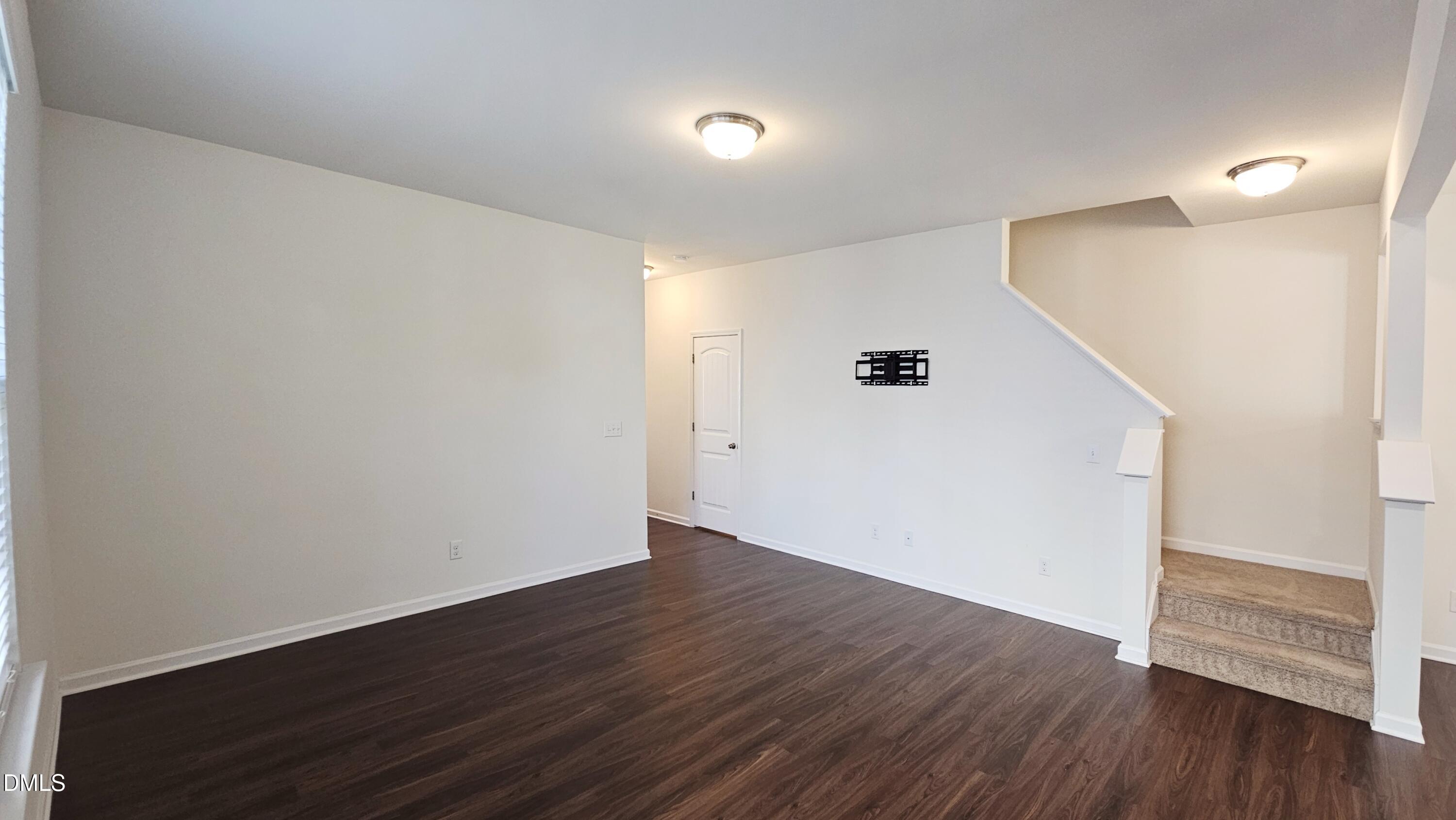 90 W Grove Point Drive