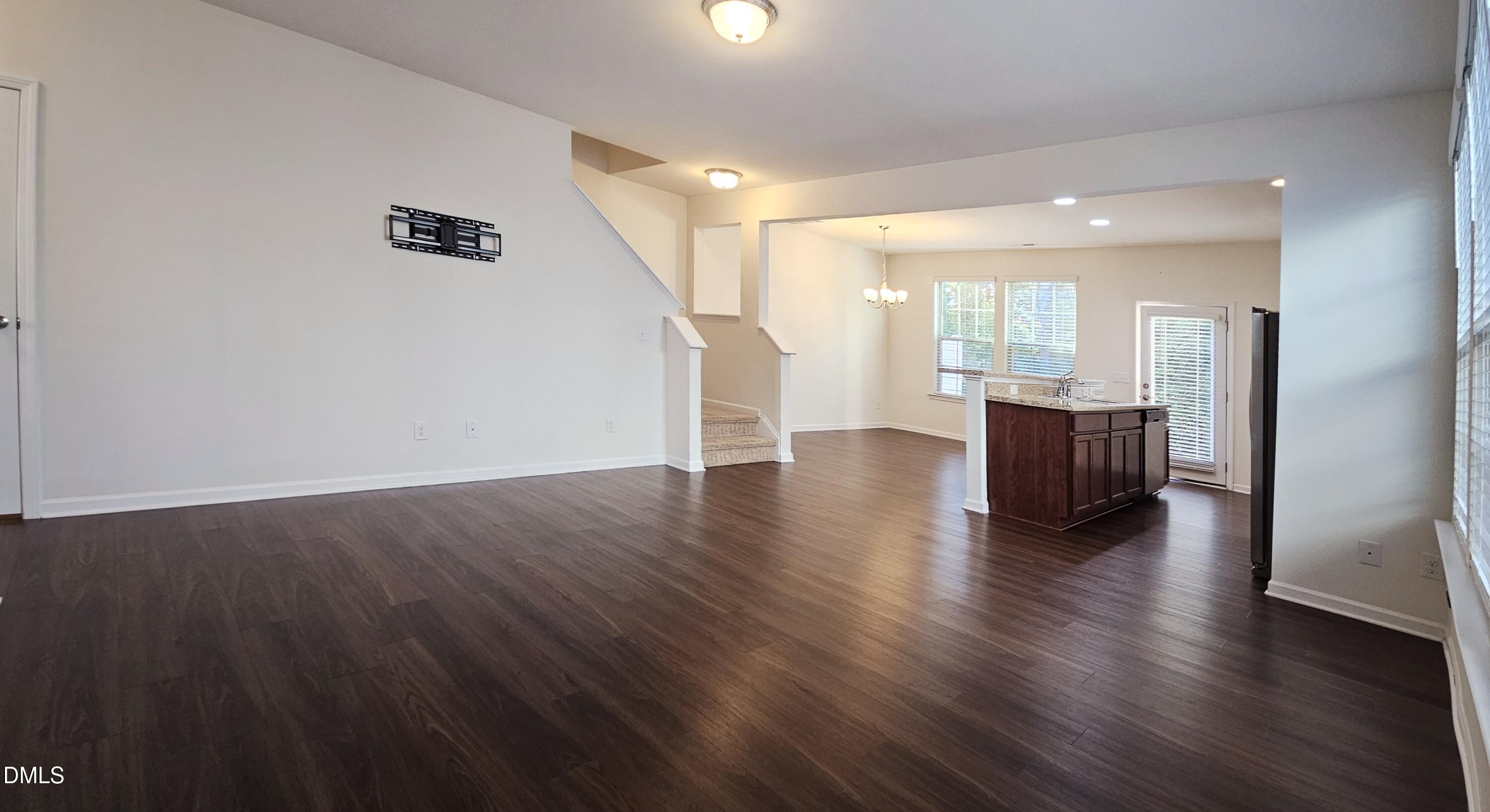 90 W Grove Point Drive