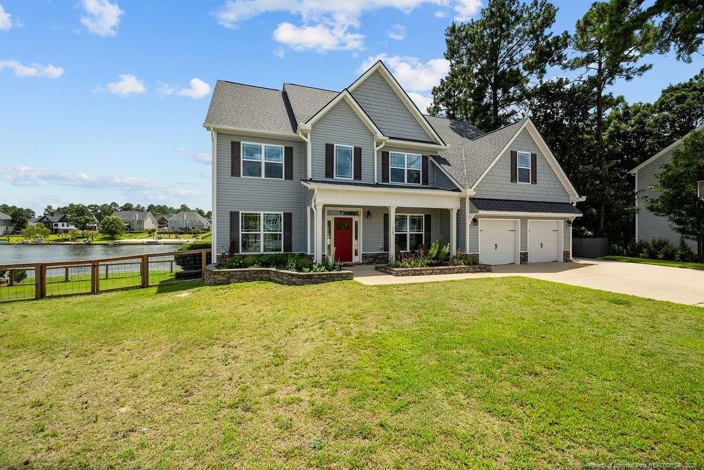 112 Pelican Court