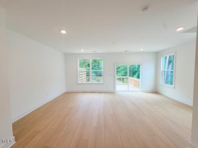 1015 Regalia Road 27