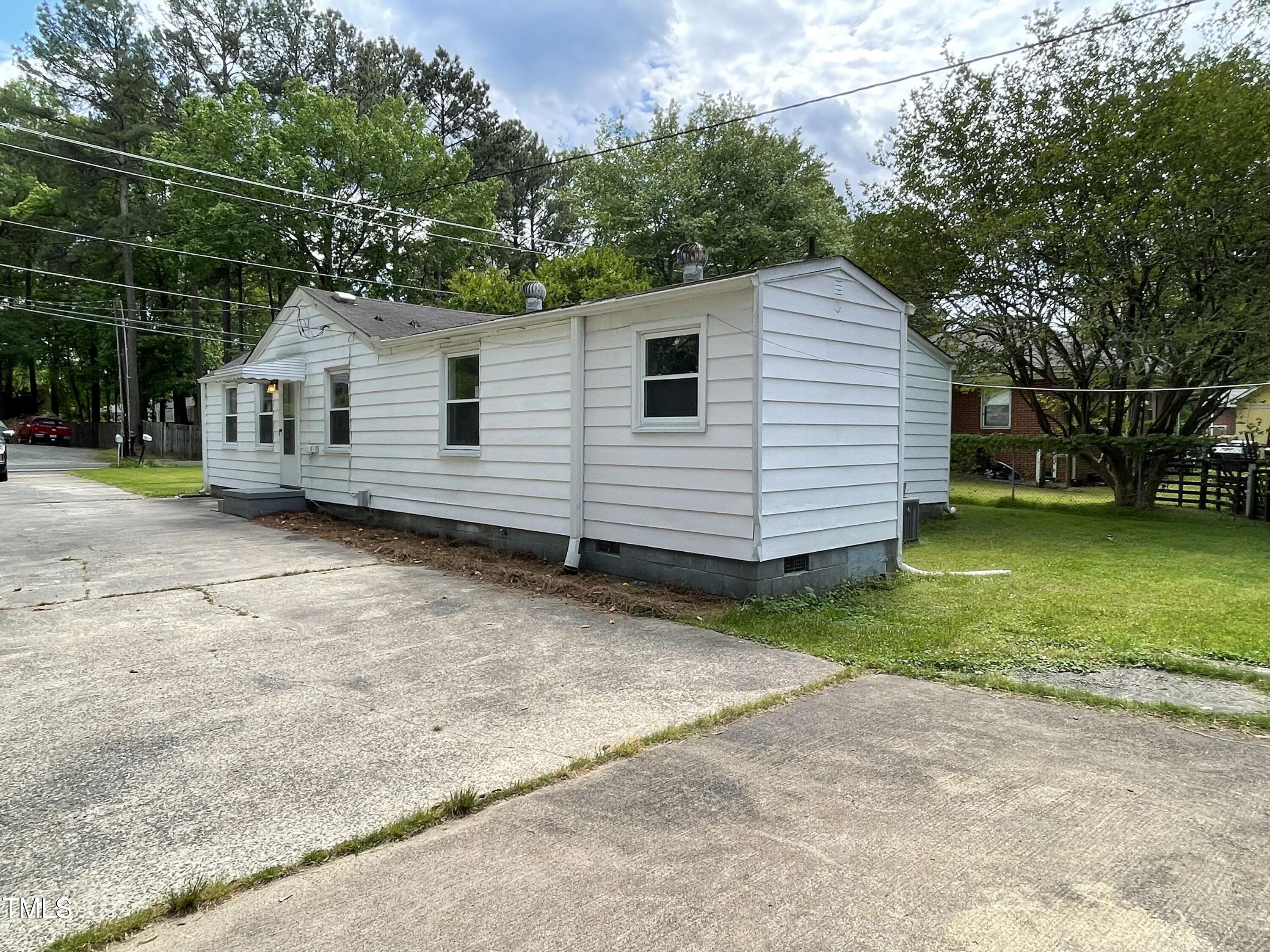 2716 Fawn Avenue