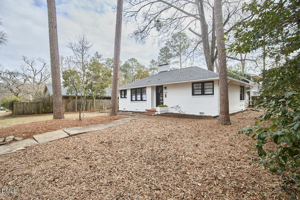 2305 Woodrow Street