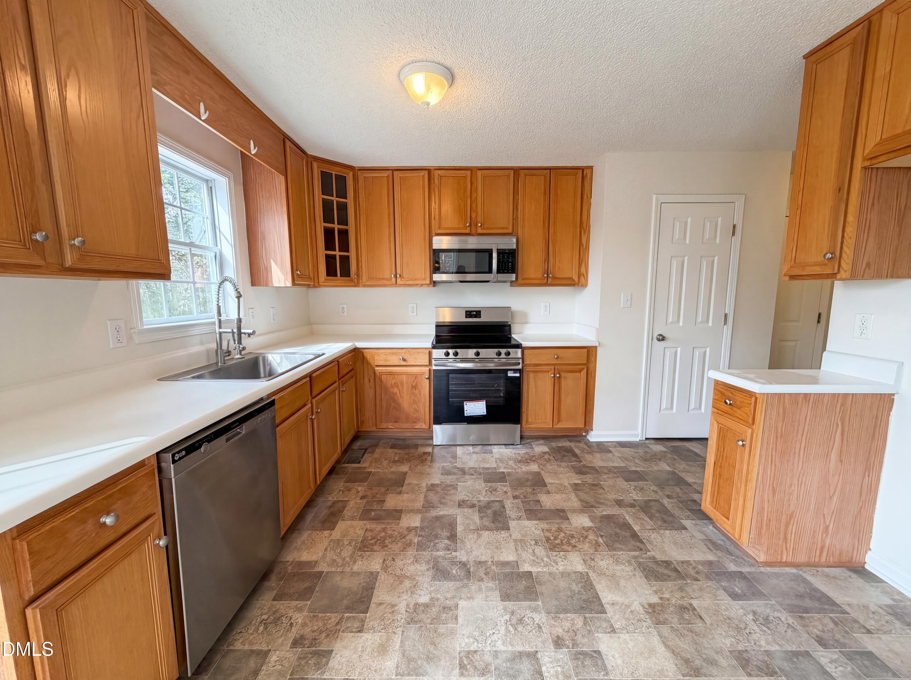 412 Black Forest Drive