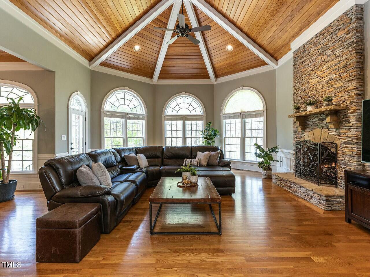 5768 Cavanaugh Drive
