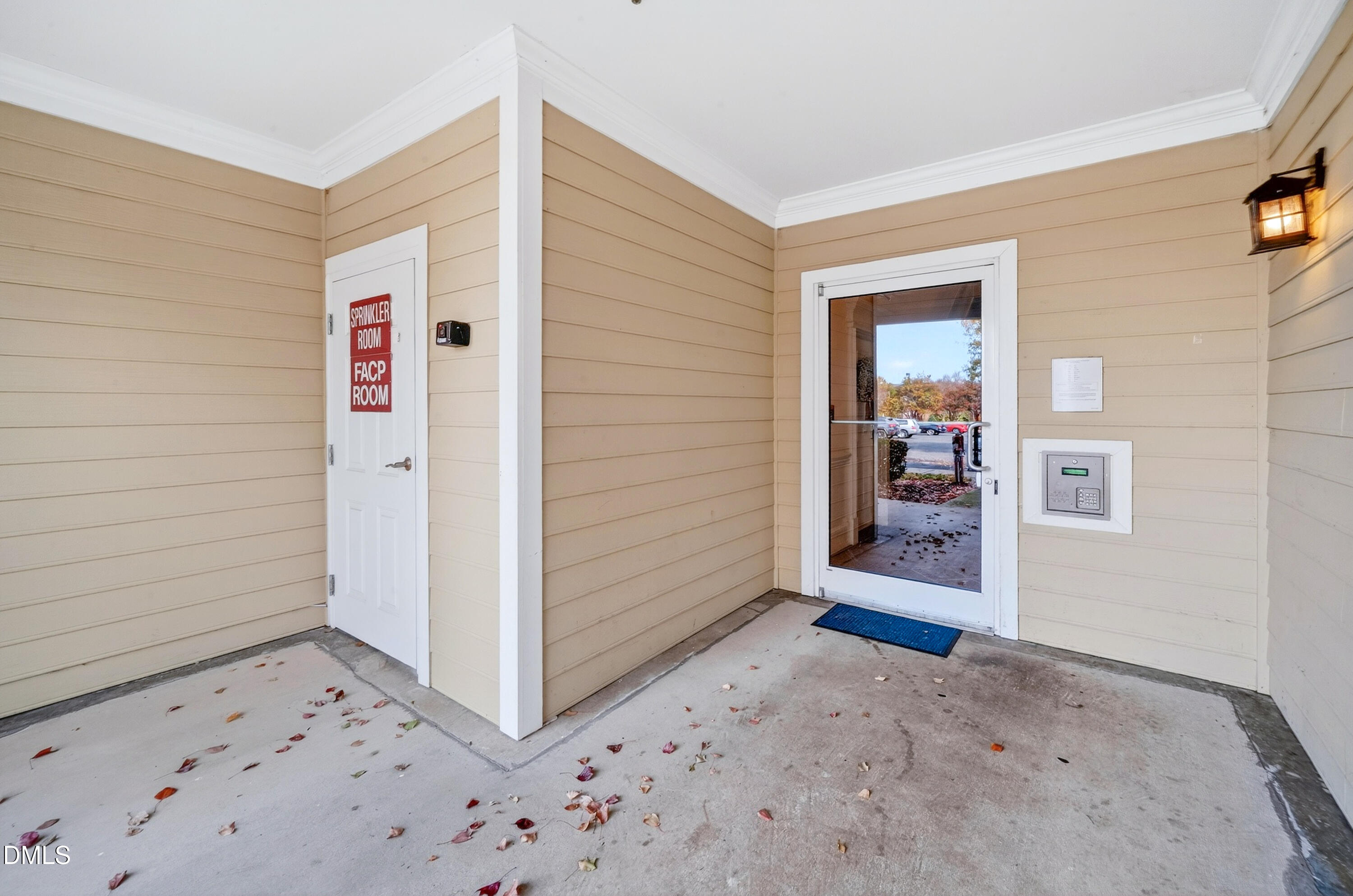 412 Waterford Lake Drive