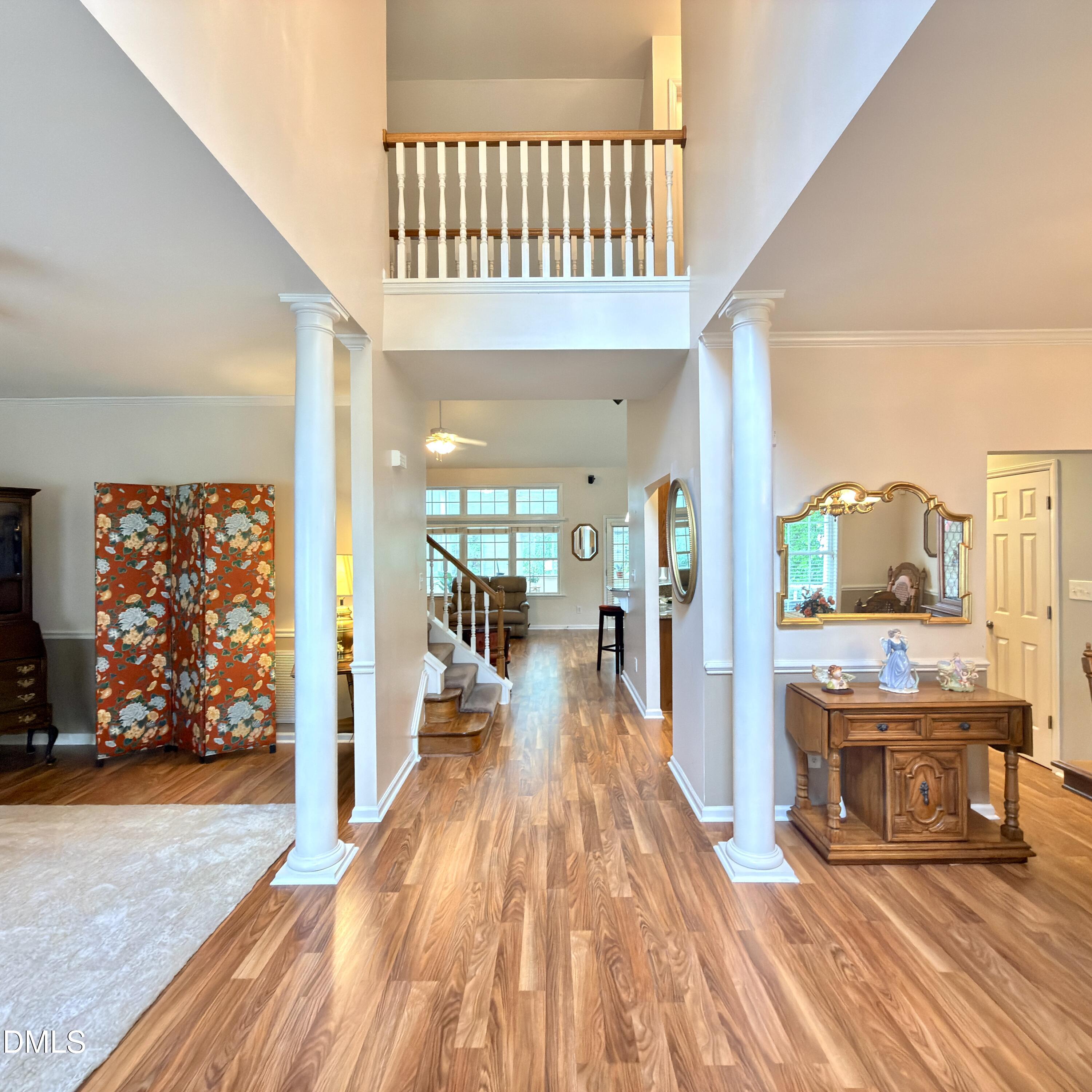 1086 Mosstree Drive