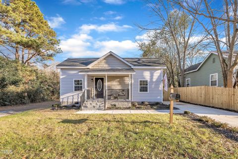 A home in Dunn