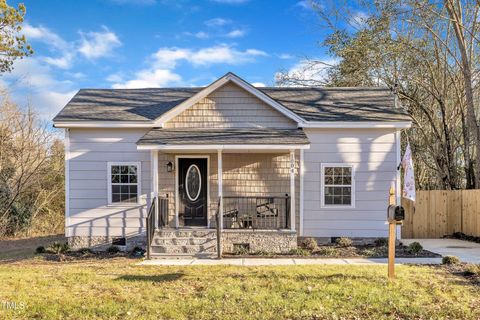 A home in Dunn