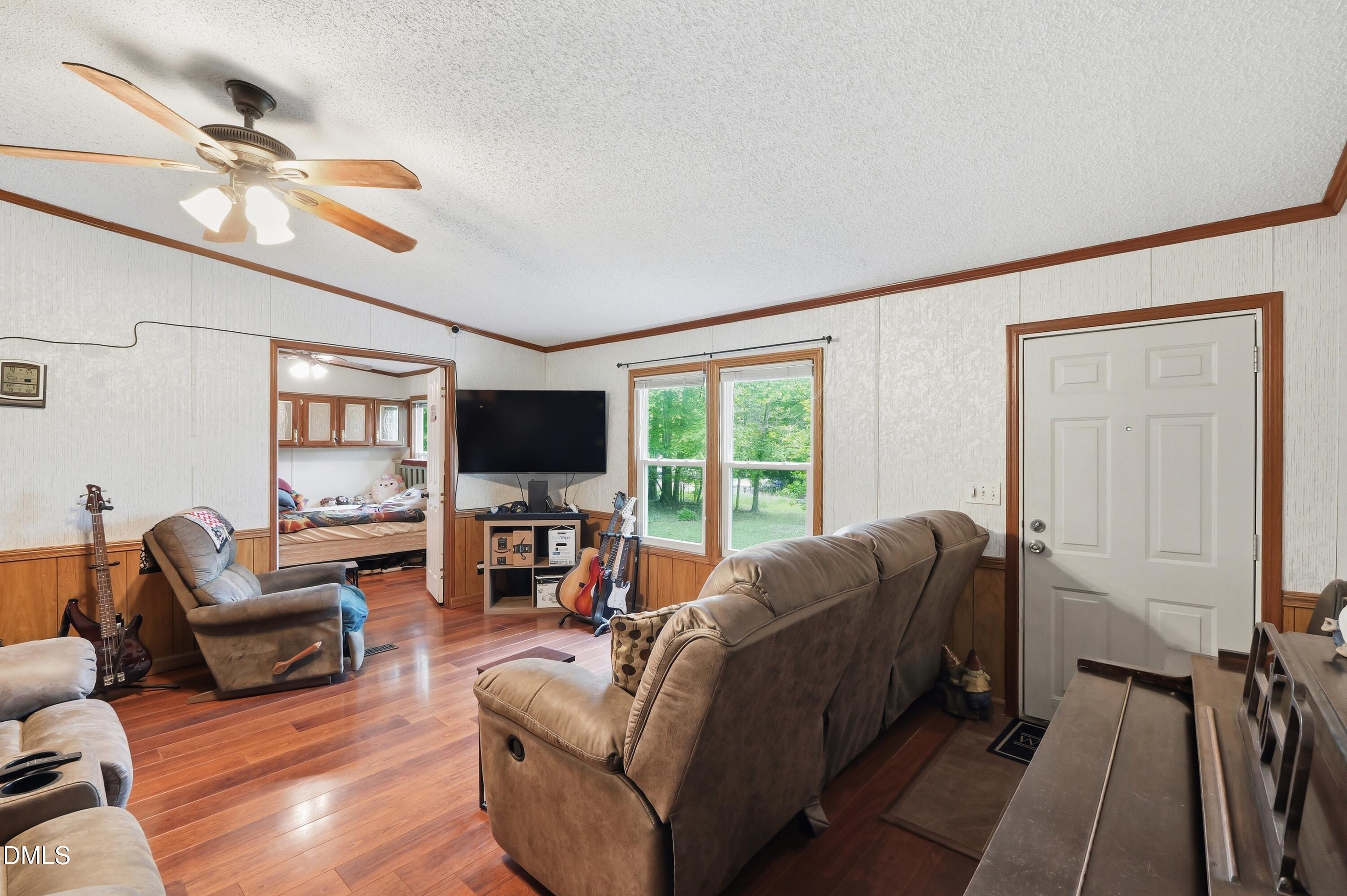 1512 Red Mountain Road