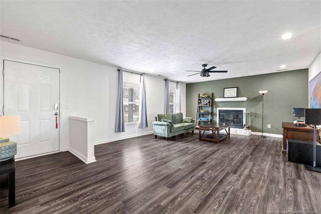 410 Woodberry Circle