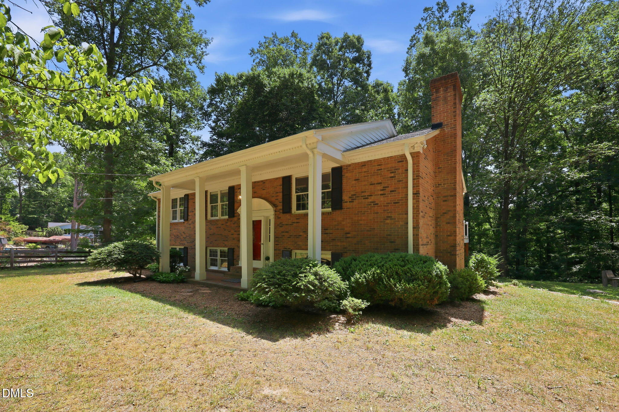 913 Riverview Road