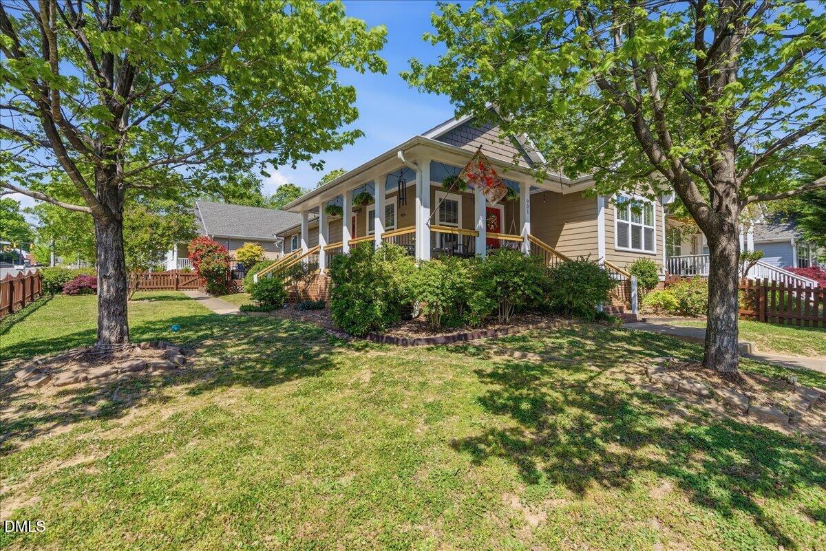 901 Dorothy Sanders Way