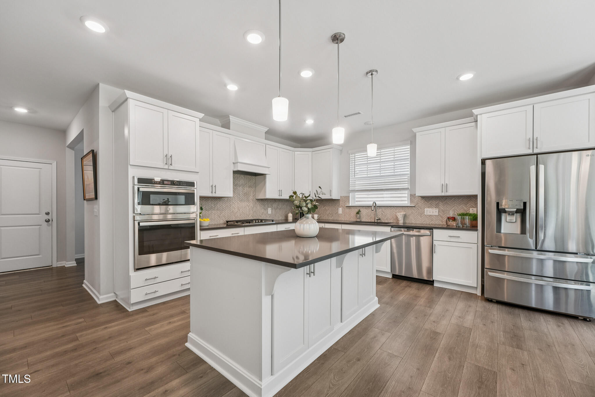 7117 Crested Iris Place