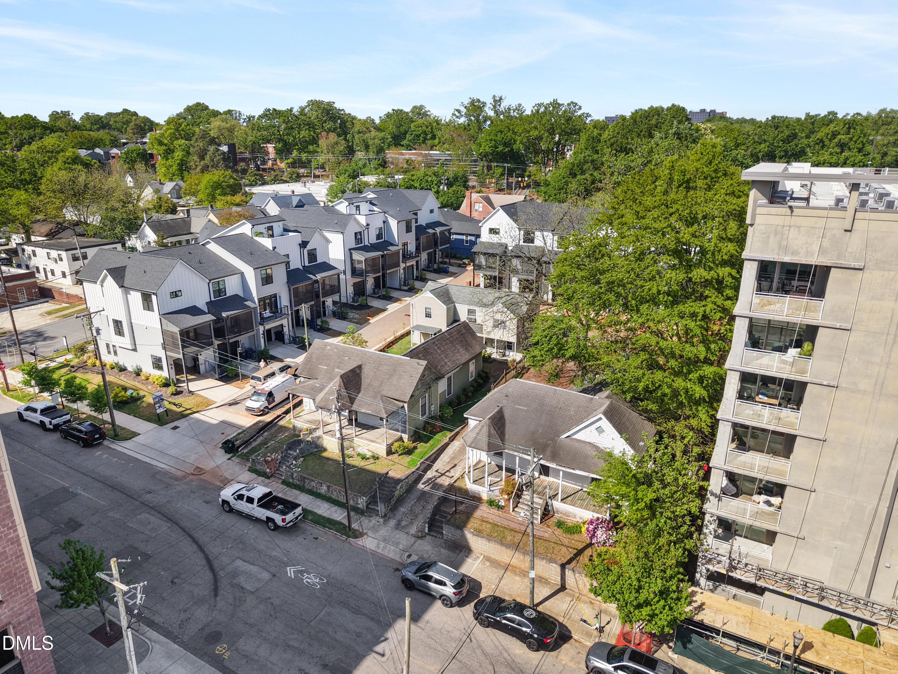 407 & 411 N Boylan Avenue