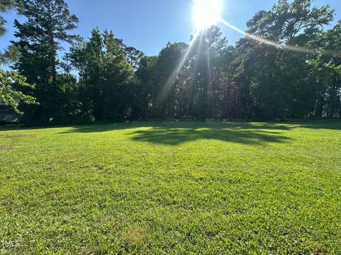 26 Phillips Road Selma NC 27576