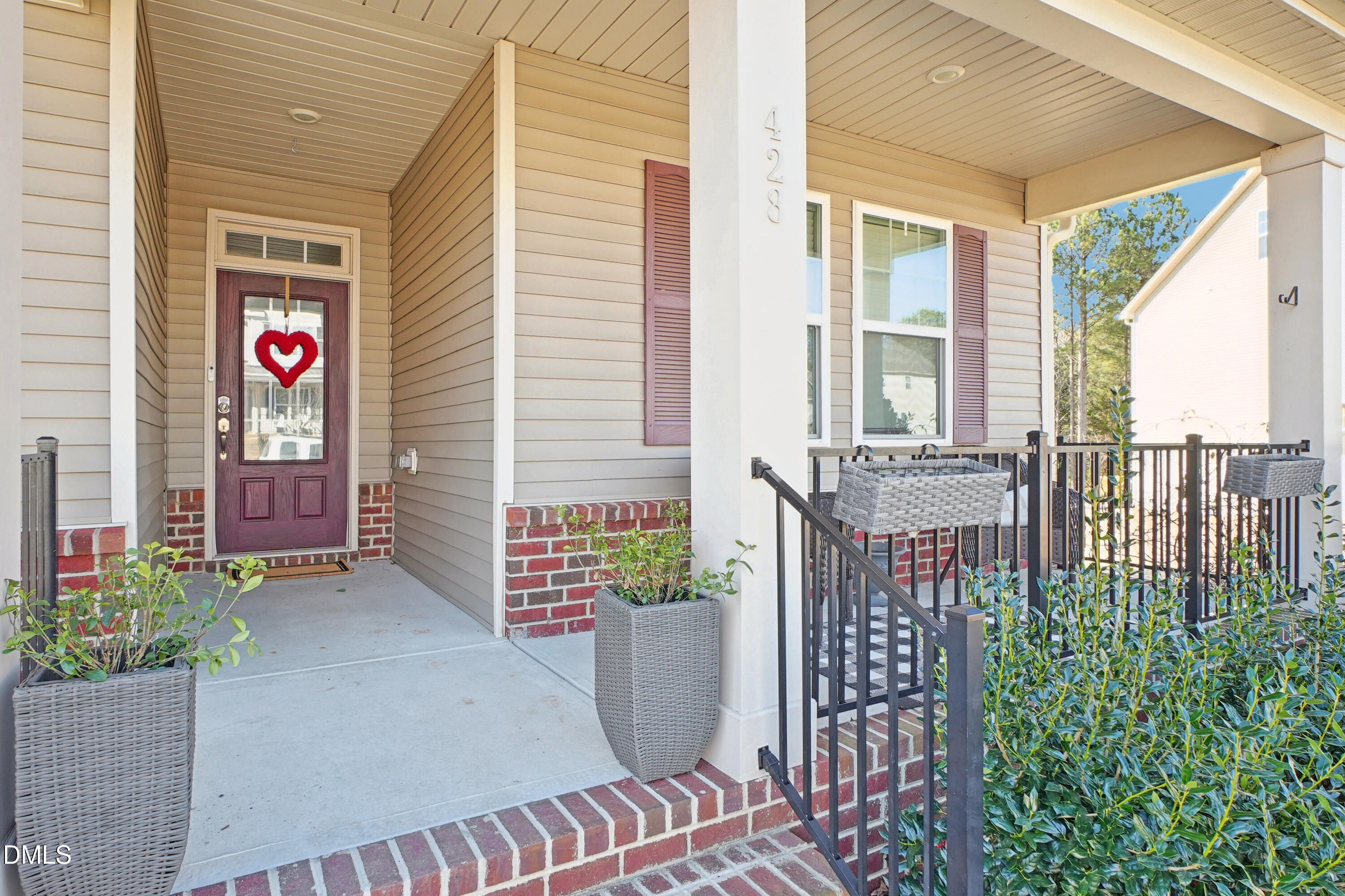 428 Holly Blossom Dr Drive