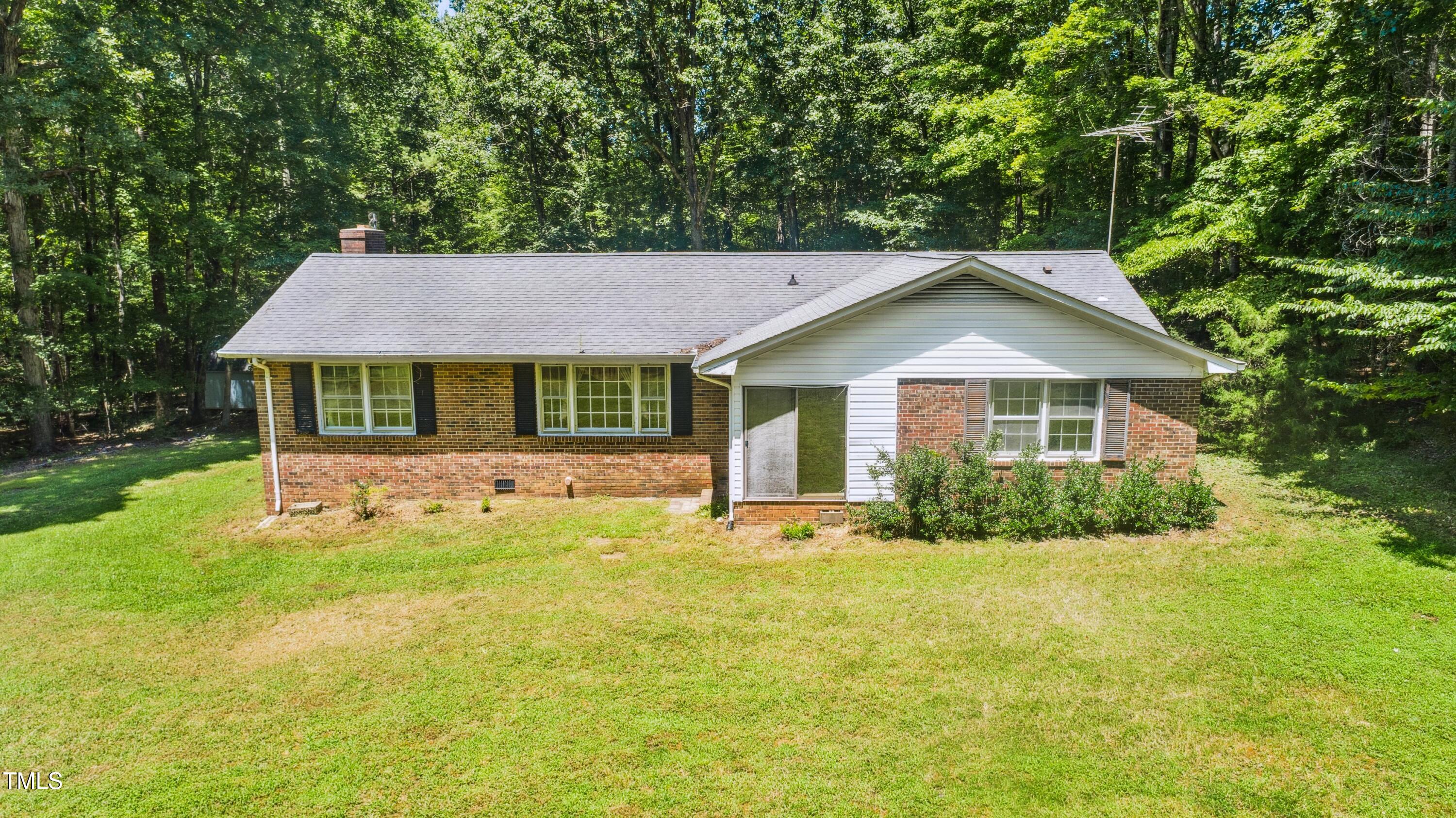 2409 Highland Farm Road