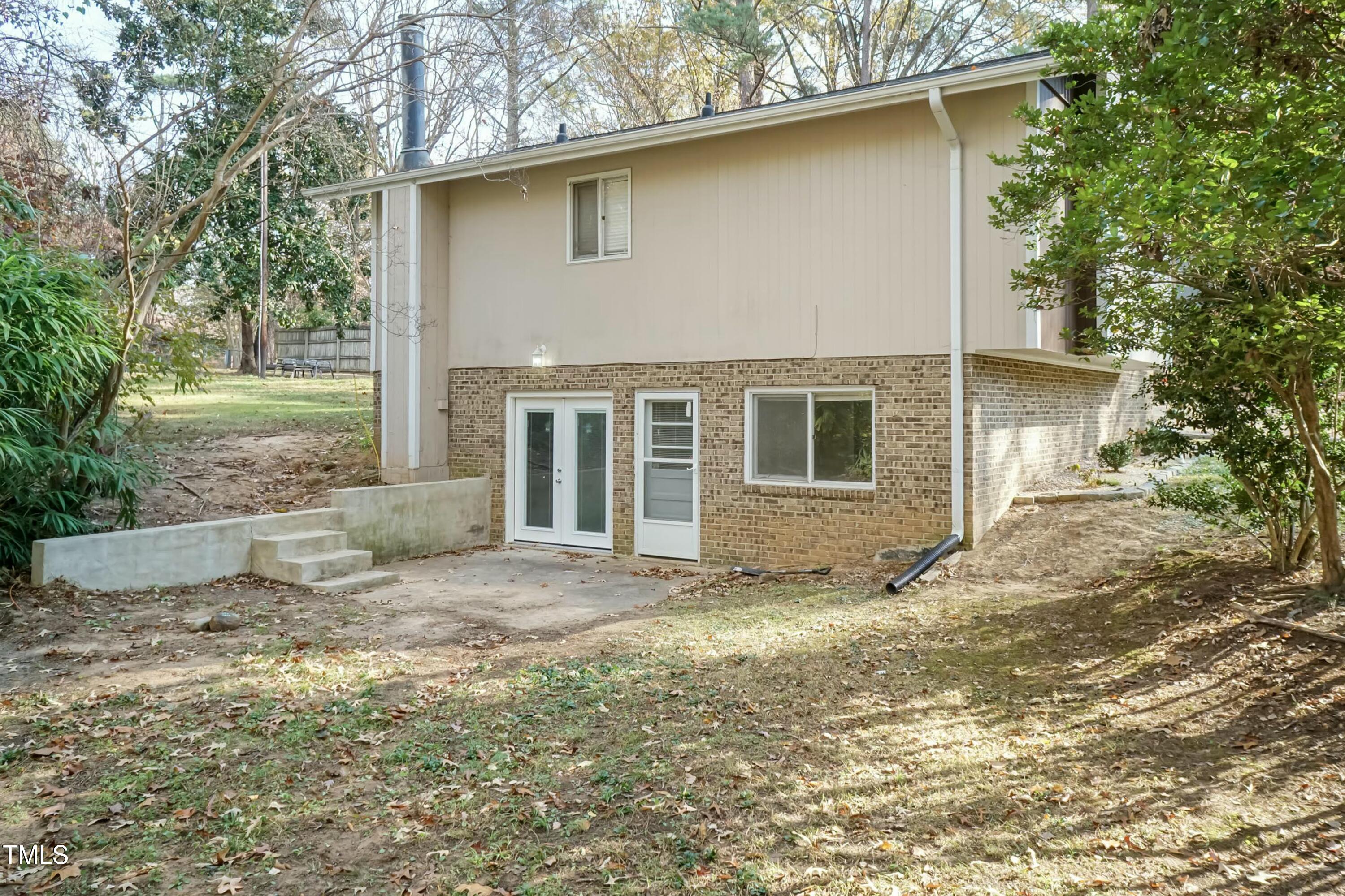 5829 Sandstone Drive