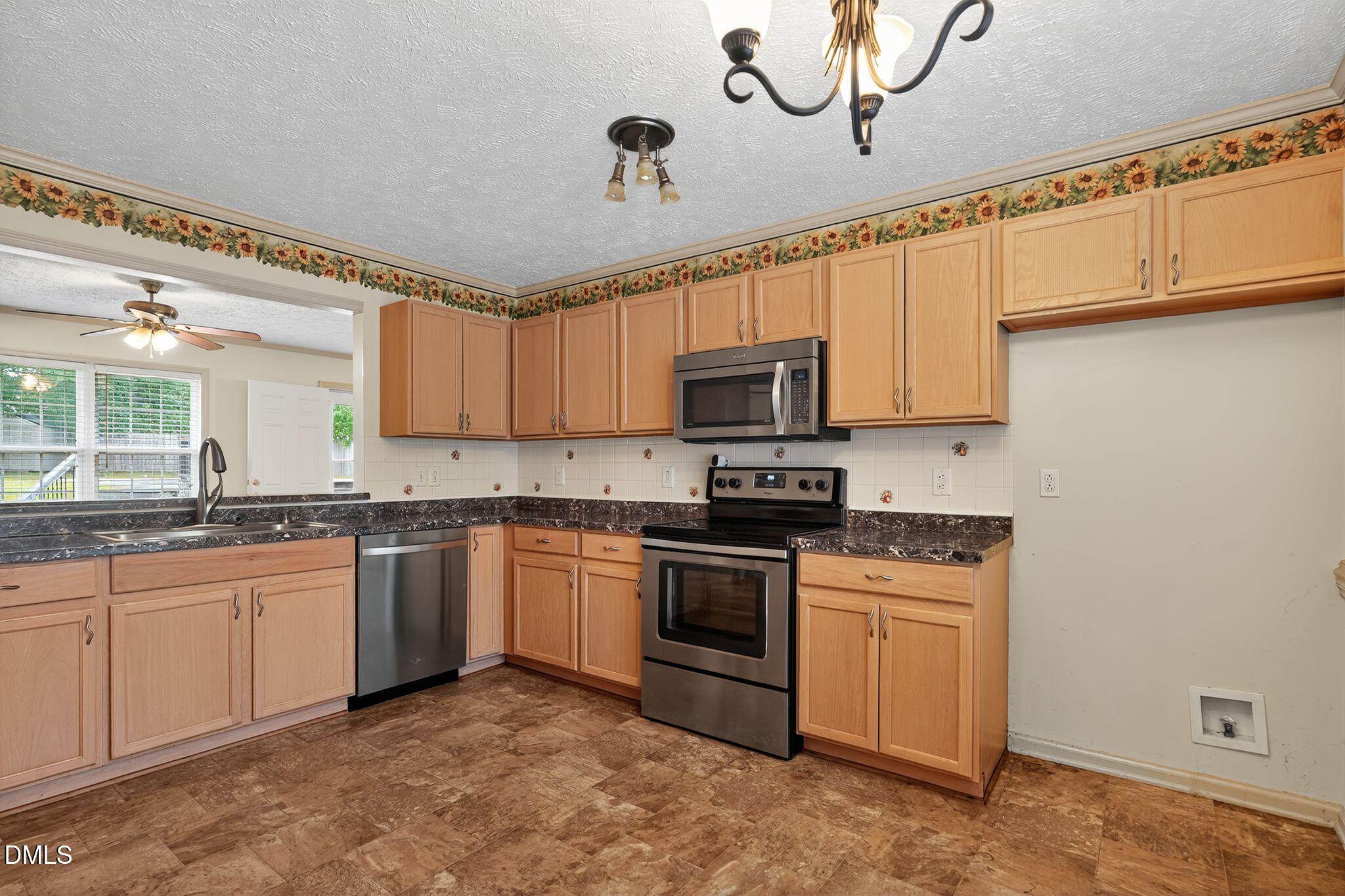 8736 Grouse Run Lane