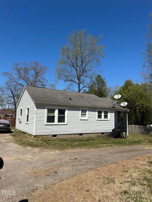 303 37TH ST SW, HICKORY, NC 28602 - Image f73158fb81041f782876ece12186db36/1118921306