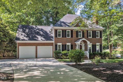 2125 Oakcrest Court Raleigh NC 27612