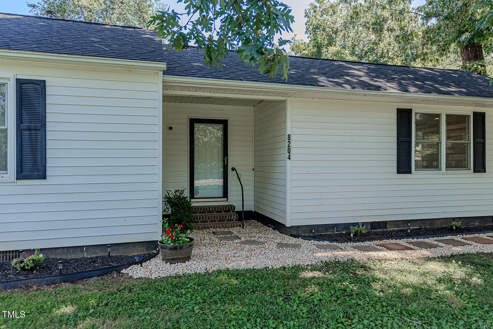 8204 Hebron Church Road