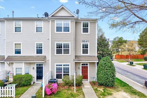 8641 Neuse Club Lane 110 Raleigh NC 27616