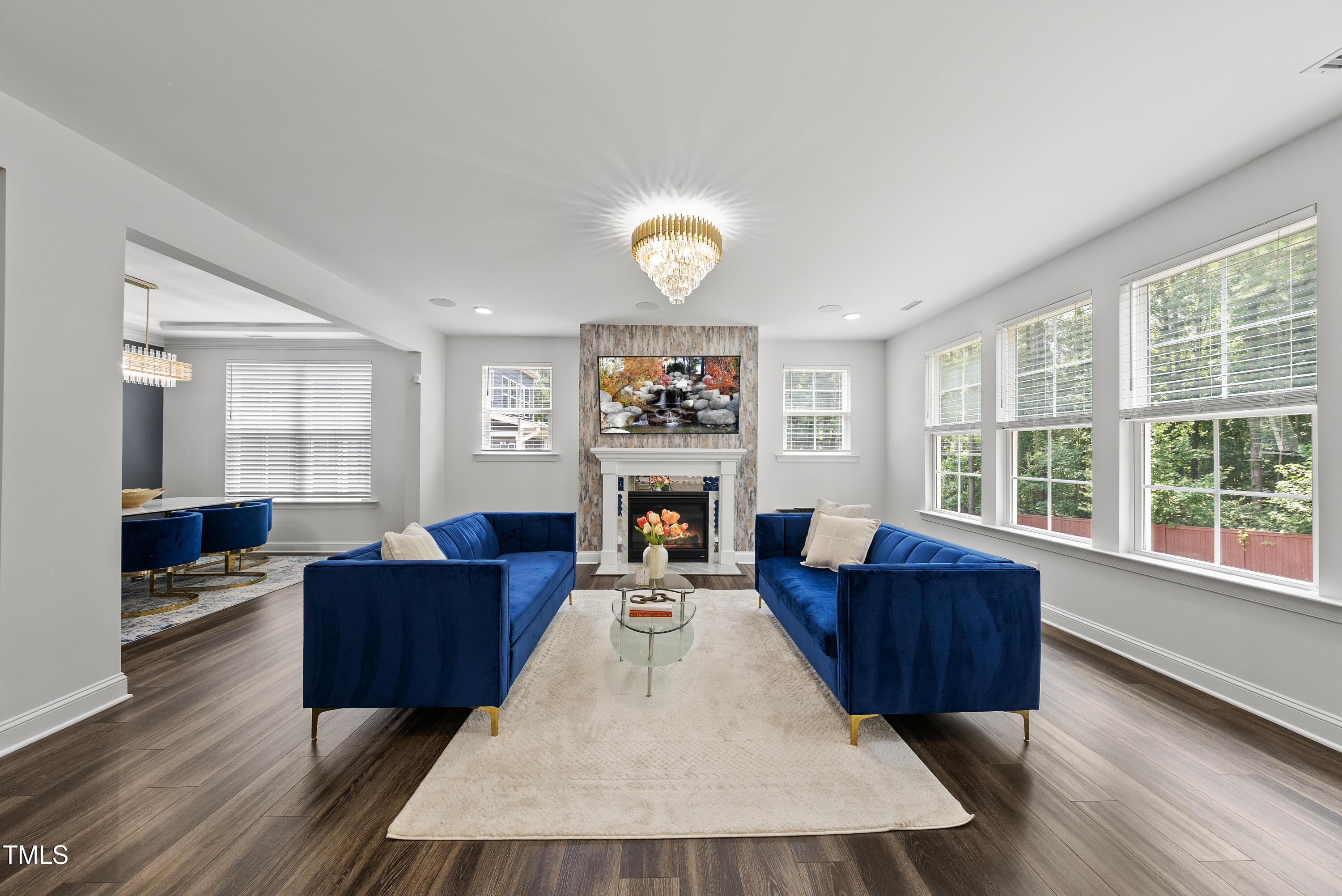 1705 Pointe Crossing