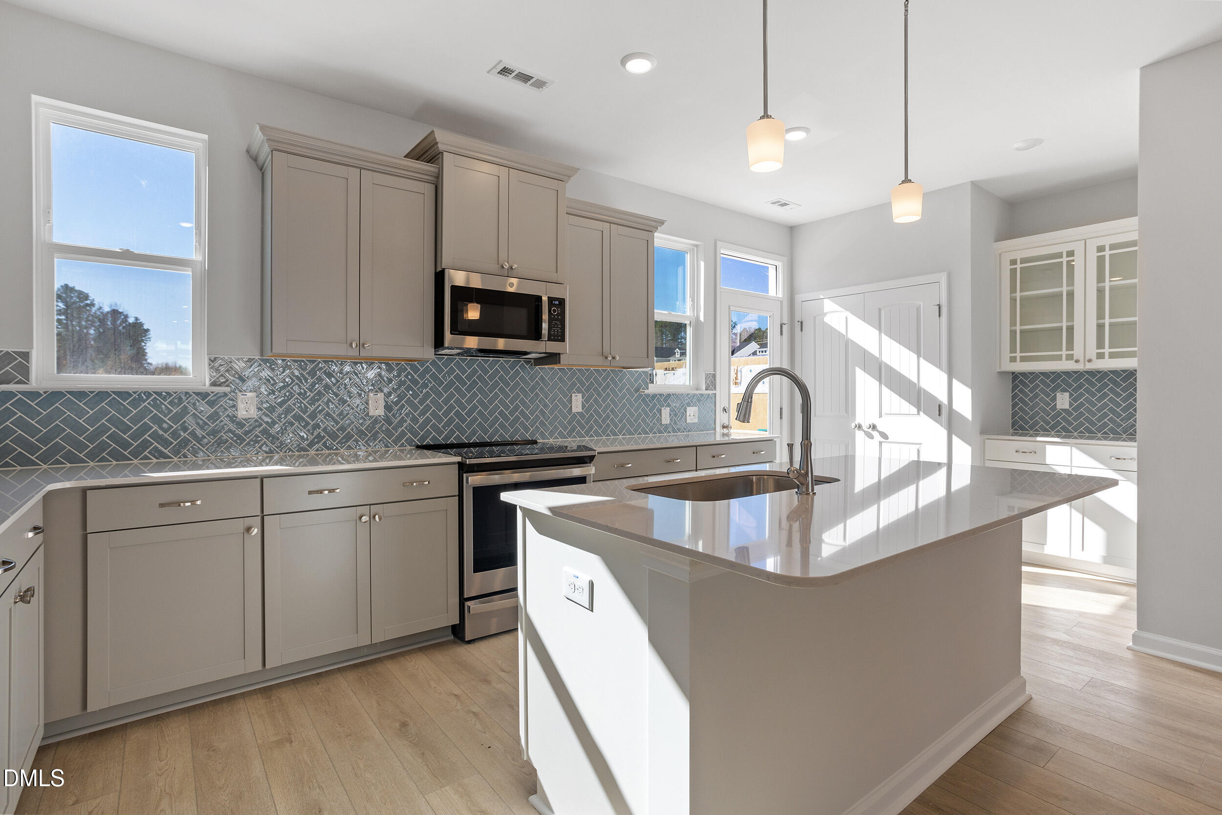 367 Chesapeake Commons Street 115