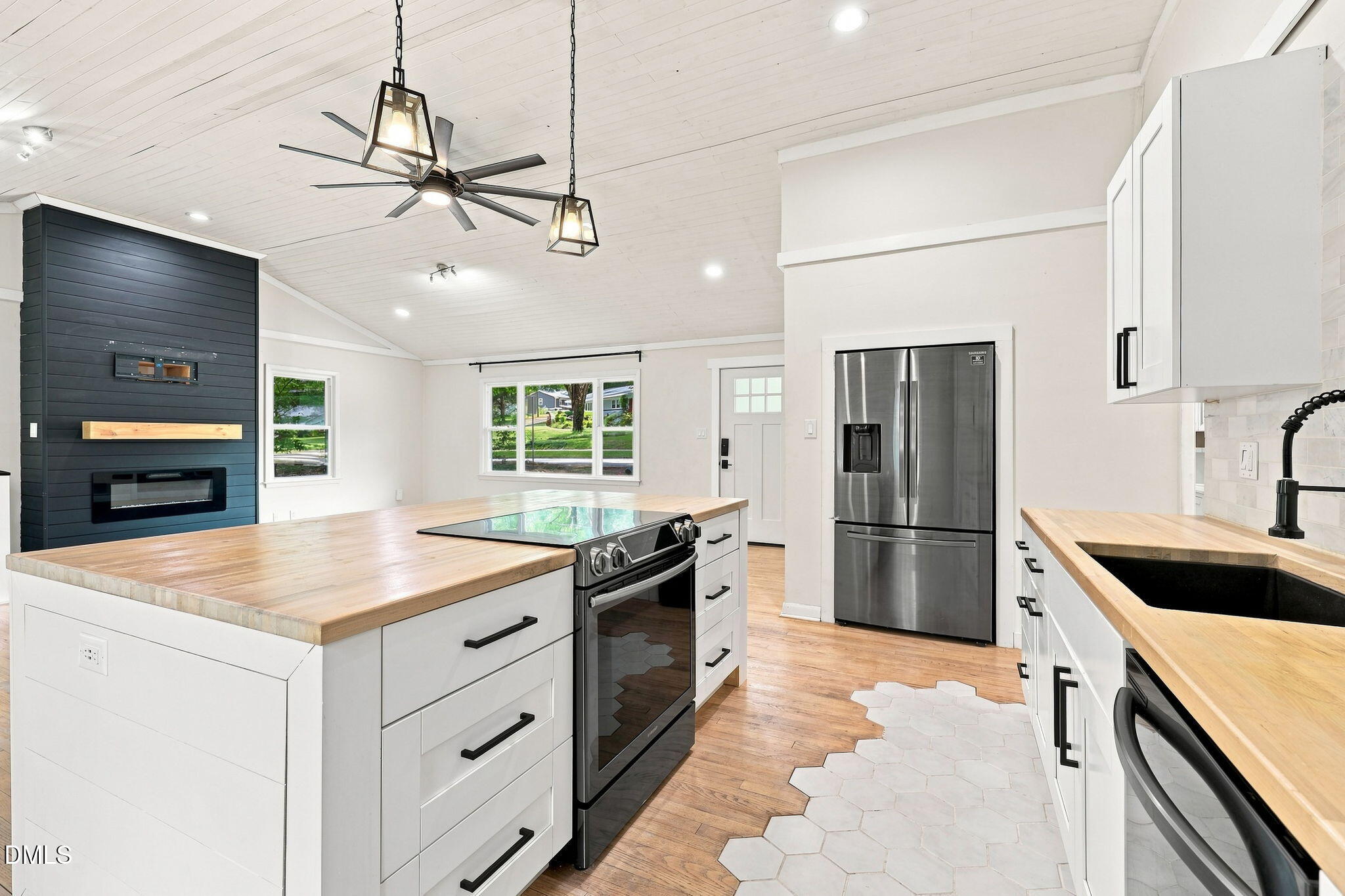 3108 Brentwood Road
