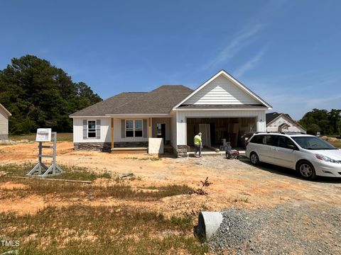71 Royal Avenue Selma NC 27576