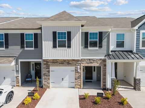 685 Leland Hill Circle Zebulon NC 27597