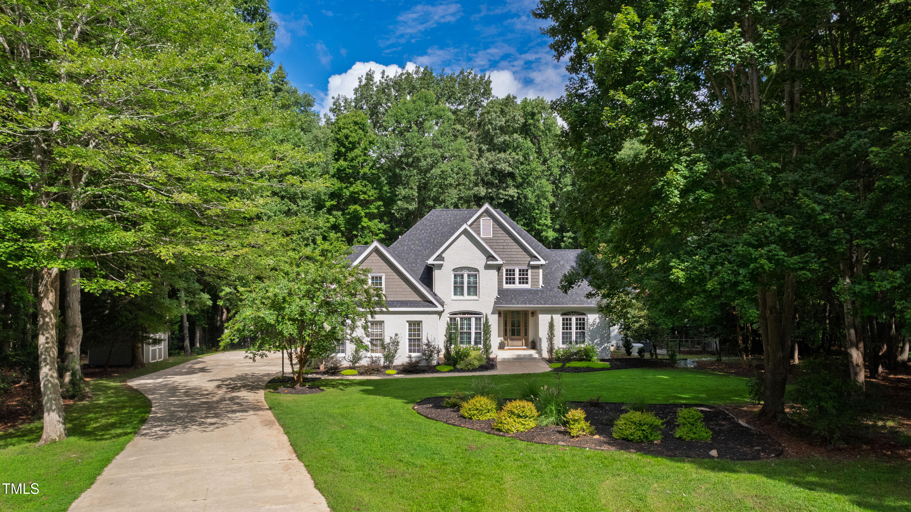 12 King William Court