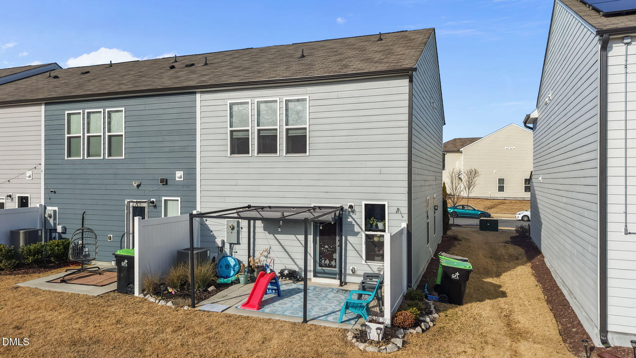 1572 Rhodes Pond Street