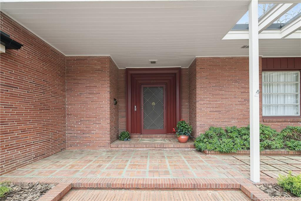 219 Devane Street