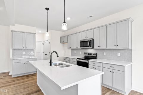 420 Oak Park Boulevard Youngsville NC 27596